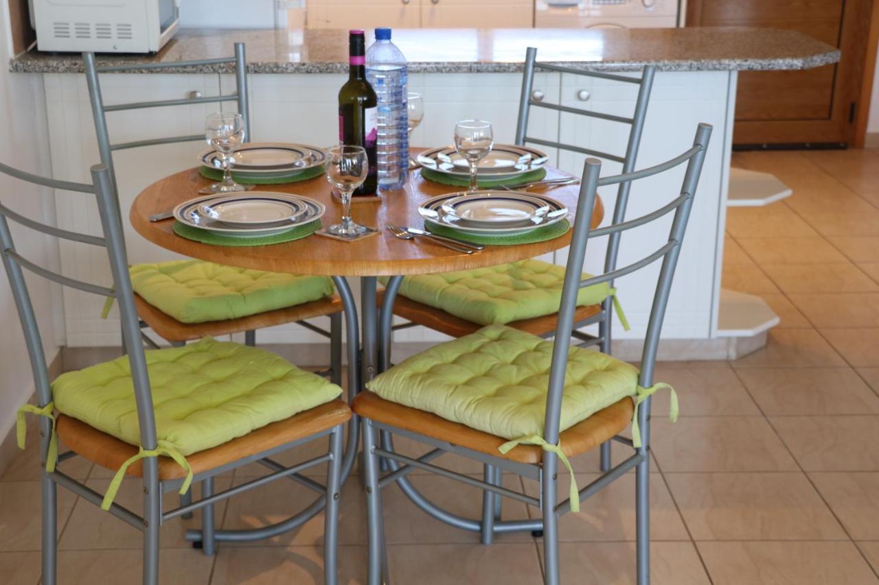 Sunset Apartment With Pool & 10 Mins To Venus Beach Paphos Exterior photo